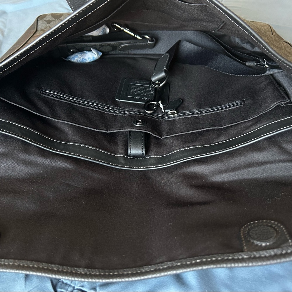 Coach Sullivan Portfolio signature brief case - Picture 9 of 9